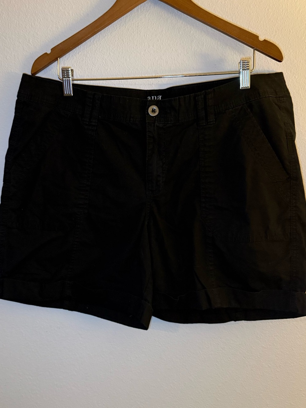 a.n.a Black Cuffed Twill Shorts